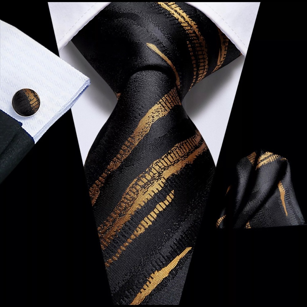 SOLD: Men’s Silk Coordinated Tie Set - Black Gold Swipes